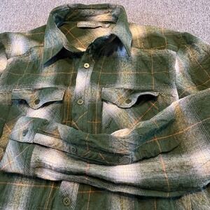Icebreaker Flannel Shirt Men's Small Green Plaid Merino Wool Button Up Outdoors